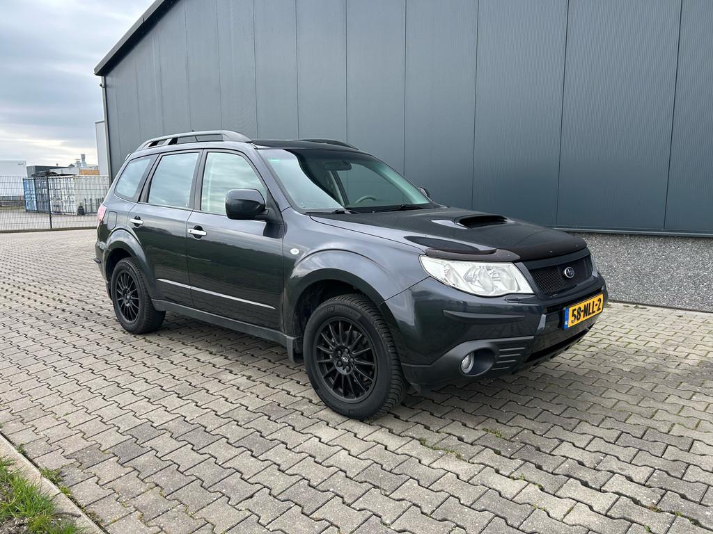 Subaru Forester 2.5 XT AUTOMAAT *YOUNGTIMER* (bj 2010), Automaat, Gebruikt, 4 cilinders, 2000 kg