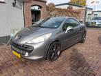 Peugeot 207 CC 1.6 HDiF cabrio bj 2008 diesel apk 5-2026, Auto's, Peugeot, Voorwielaandrijving, Stof, Gebruikt, Zwart