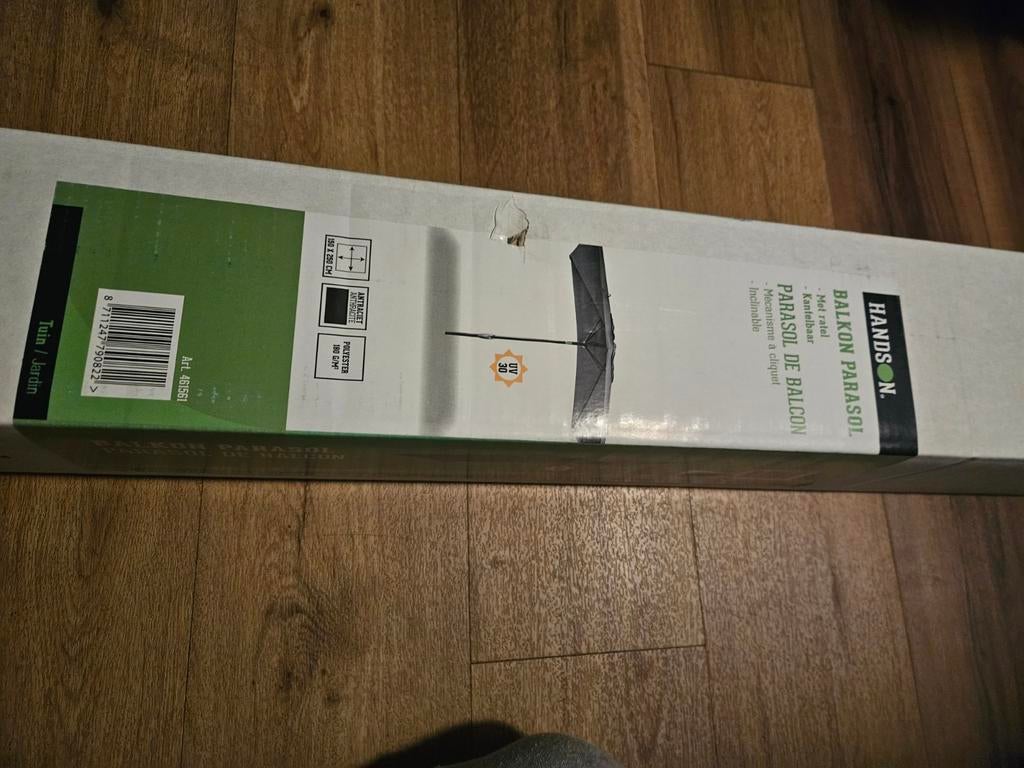 Te koop balkon parasol, Tuin en Terras, Parasols, Ophalen of Verzenden, Zo goed als nieuw, 1 tot 2 meter
