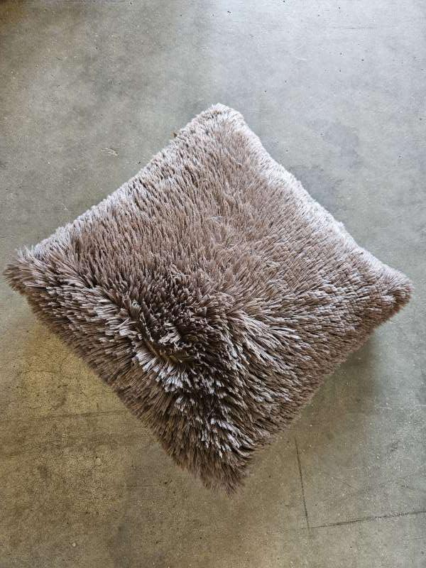 kussen ``WOONWINKEL RUSTIEK``, Huis en Inrichting, Woonaccessoires | Kussens, Nieuw, Bruin, Vierkant, Ophalen of Verzenden