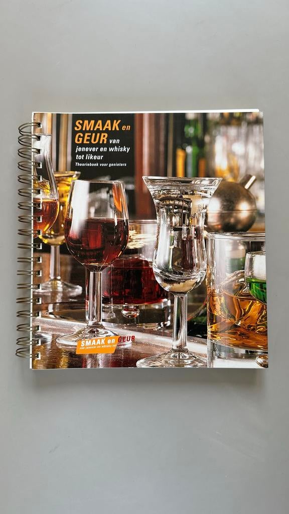 M. Hendrickx - Smaak en Geur: Jenever, Whisky, Likeur, Boeken, Kookboeken, Ophalen of Verzenden, Zo goed als nieuw, Overige gebieden