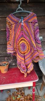 Kleurrijke handgemaakte boho poncho,1maat, Kleding | Dames, Mutsen, Sjaals en Handschoenen, Ophalen of Verzenden, Nieuw, Maat 42/44 (L)