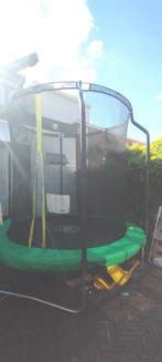 Trampoline. De buiten maat is 244 cm, Ophalen, Zo goed als nieuw