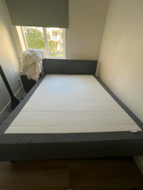 Boxspring, Huis en Inrichting, Slaapkamer | Boxsprings, Zo goed als nieuw, 160 cm, 200 cm, Tweepersoons, Grijs, Ophalen