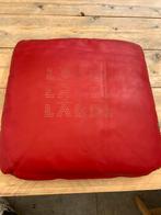 Label gigi leder sierkussen rood izgs, Huis en Inrichting, Ophalen, Zo goed als nieuw, Rood, Vierkant