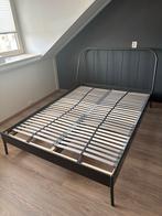 Ikea bed, Huis en Inrichting, Slaapkamer | Bedden, Ophalen, Gebruikt, Zwart, 140 cm