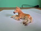 Schleich haflinger veulen liggend., Ophalen of Verzenden, Gebruikt, Paard, Beeldje of Figuurtje