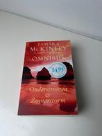 Tamara mcKinley omnibus Onderstromen en Zomerstorm, Ophalen of Verzenden, Zo goed als nieuw