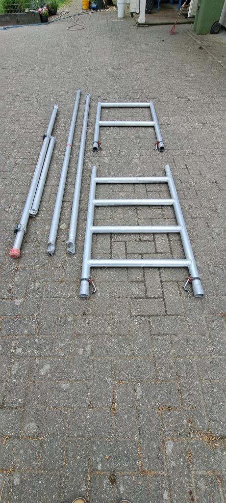 ALTREX PROFESSIONAL STEIGER, Doe-het-zelf en Verbouw, Steigers, Gebruikt, Rolsteiger of Kamersteiger, 5 meter of hoger, Ophalen