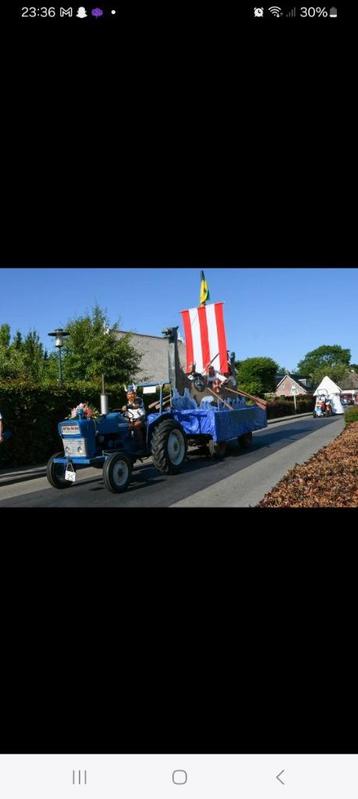Vikingboot opbouw versierdewagen. beschikbaar voor biedingen