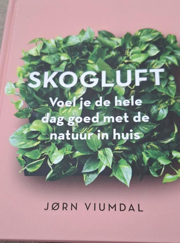 Jorn Viumdal - Skogluft  ( Nieuw ), Boeken, Psychologie, Nieuw, Ophalen of Verzenden