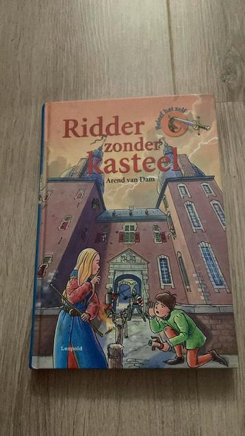Arend van Dam - Ridder zonder kasteel beschikbaar voor biedingen