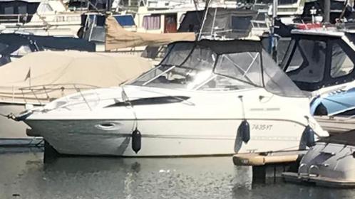 Bayliner 2655 Cierra Sunbridge, Watersport en Boten, Motorboten en Motorjachten, Gebruikt, Polyester, 6 tot 9 meter, Benzine, Binnenboordmotor