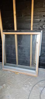 Gebruikt Gevelraam met Dubbelglas, Doe-het-zelf en Verbouw, Ophalen, 120 tot 160 cm, Zo goed als nieuw, Dubbelglas