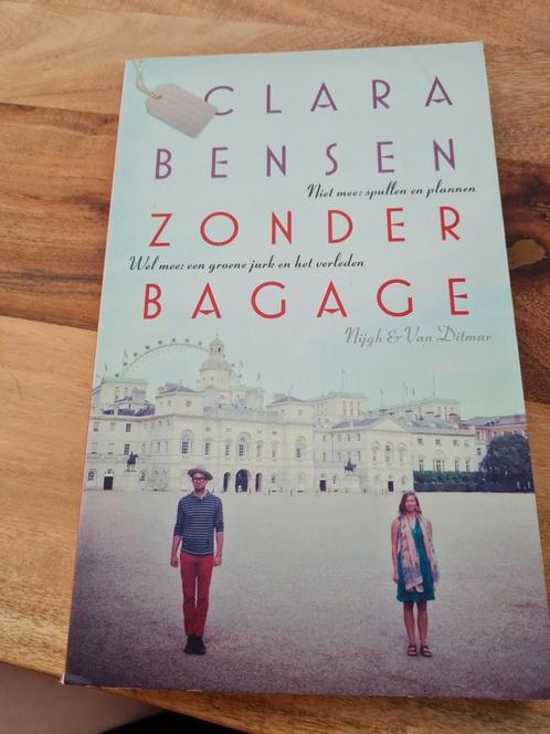 Clara Bensen - Zonder bagage, Boeken, Overige Boeken, Zo goed als nieuw, Ophalen of Verzenden