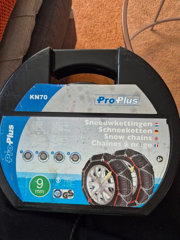 Sneeuwkettingen ProPlus KN70 9mm, Auto diversen, Sneeuwkettingen, Zo goed als nieuw, Ophalen