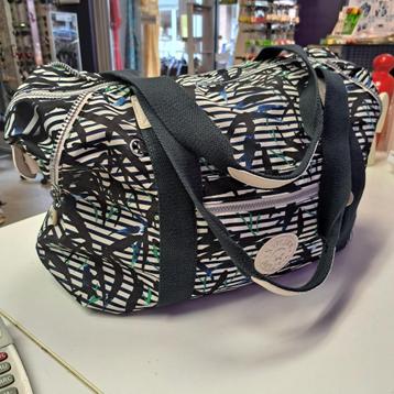 Kipling schoudertas met tropische print – grote maat 48664 beschikbaar voor biedingen