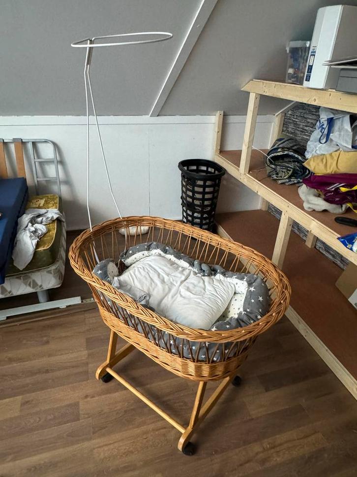Wieg met standaard - Zo goed als nieuw, Tuin en Terras, Droogmolens en Wasrekken, Zo goed als nieuw, Ophalen