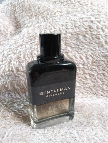 Givenchy Gentleman Boisee EDP - 100ml (30ml over) beschikbaar voor biedingen