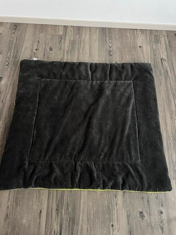 Prenatal boxkleed tweekleurig grijs limegroen beschikbaar voor biedingen