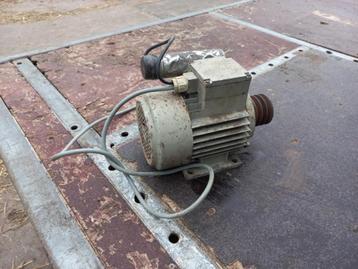 Compressor motoren 220 en 380 beschikbaar voor biedingen