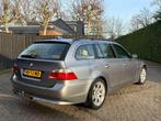 BMW 5-serie Touring 525i High Executive Trekhaak, Auto's, Automaat, Achterwielaandrijving, Gebruikt, Beige