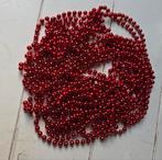 Rode kralenketting voor in de kerstboom, Diversen, Kerst, Ophalen of Verzenden, Zo goed als nieuw