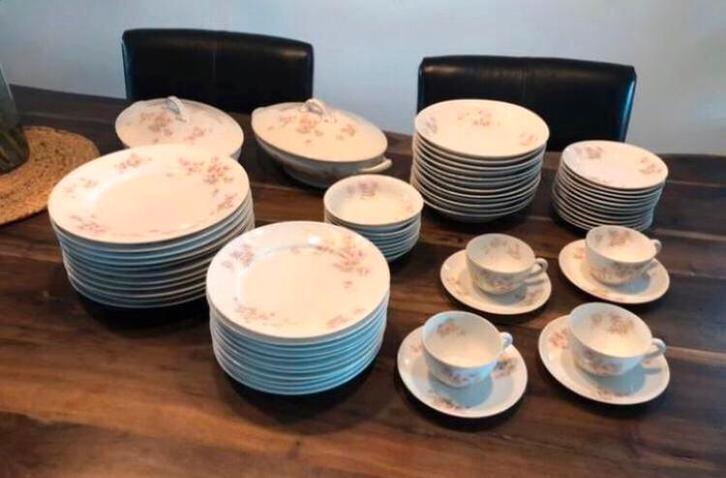 💝 Antiek BROCANTE 60-delig KARLSBAD AUSTRIA ROZEN servies, Antiek en Kunst, Antiek | Servies compleet, Ophalen of Verzenden