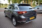 Volkswagen T-Roc 110PK TSI ADAP CRUISE/NAVI/AIRCO-ECC/CAMERA, Gebruikt, Bedrijf, 3 cilinders, SUV of Terreinwagen