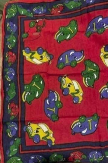 Zakdoek, kleedje, doek met kevers, auto's nummer 1 beschikbaar voor biedingen