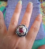 Stoere zilveren statement ring met zirkonia's, Zwart, Ophalen of Verzenden, 17 tot 18, Dame of Heer