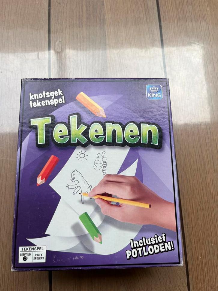 Tekenen Knotsgek Tekenspel - Leuk voor het hele gezin!, Hobby en Vrije tijd, Gezelschapsspellen | Bordspellen, Zo goed als nieuw