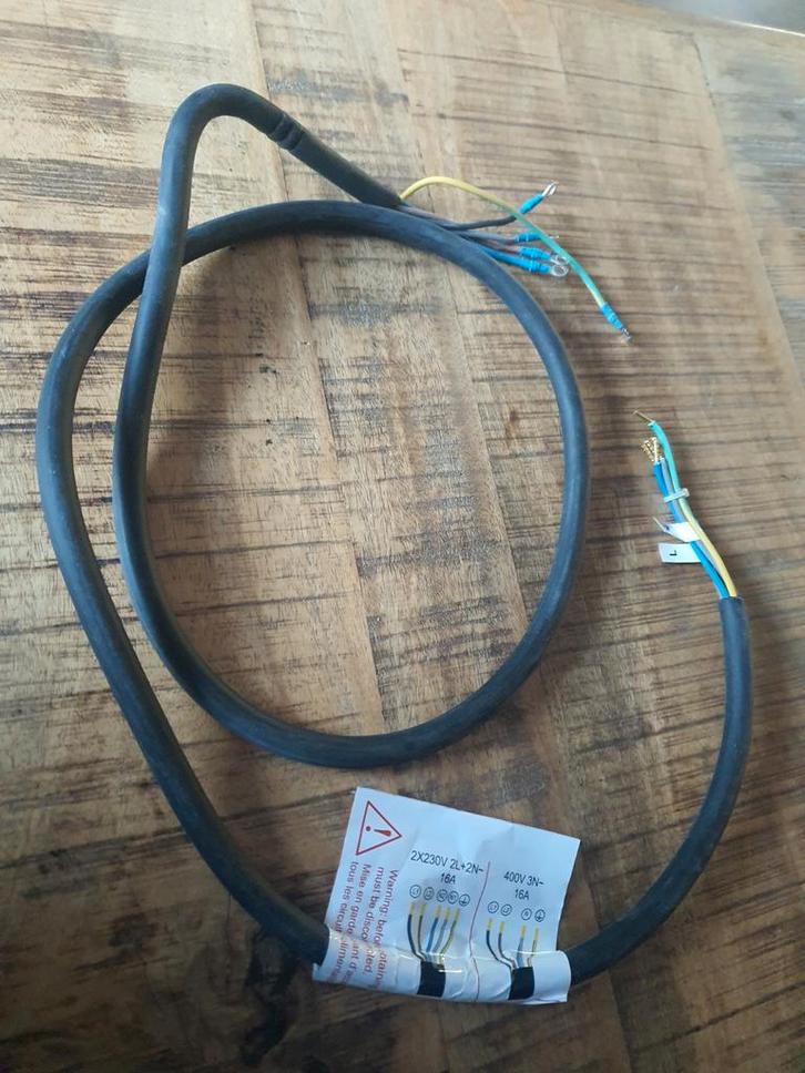 Perilex 1,5 m kabel 5 x 1.5 mm2  65 stuks, vanaf €5 per stuk, Doe-het-zelf en Verbouw, Elektra en Kabels, Kabel of Snoer, Ophalen of Verzenden