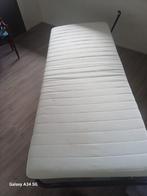 Opklapbed / stretcher - Logeerbed, Huis en Inrichting, Ophalen, Verstelbaar, Eenpersoons, Wit