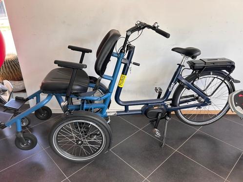 Huka DIAZ rolstoelfiets met motor NIEUW- ACTIE -35% !!!, Fietsen en Brommers, Fietsen | Driewielfietsen, Nieuw, Ophalen