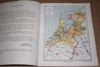 King atlas Nederland. Voor school en toerisme., Boeken, Atlassen en Landkaarten, Gelezen, Ophalen of Verzenden, Landkaart, 1800 tot 2000