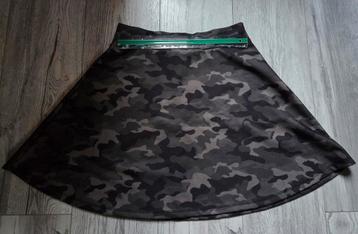 FB Sister Legertent Rokje Maat S beschikbaar voor biedingen