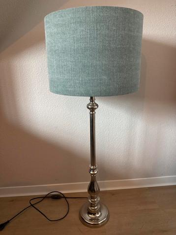 Staande lamp met kap - 93cm hoog beschikbaar voor biedingen