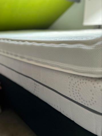 Zgan: Luxe zachte Topper 160x200, goede kwaliteit €110 beschikbaar voor biedingen