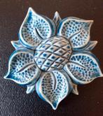 Blauwe Bloem Broche - Kunststof., Overige materialen, 4 tot 7 cm, Blauw, Ophalen of Verzenden