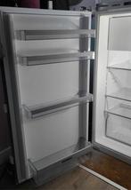 Siemens (inbouw)koelkast met vriesvak-160 liter- goede staat, 100 tot 150 liter, Zo goed als nieuw, Energieklasse A of zuiniger