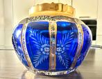 Bohemian Vaas antiek blauw glas geslepen goud kristal bloem, Antiek en Kunst, Antiek | Vazen, Verzenden