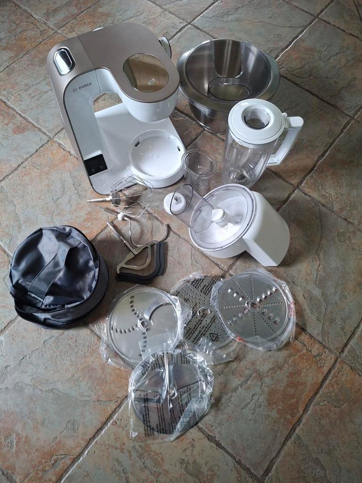 Bosch MUM5 Keukenmachine + Accessoires, Witgoed en Apparatuur, Keukenmixers, Zo goed als nieuw, 3 tot 4 liter, 3 snelheden of meer