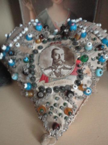 antieke stoffen SWEET HEART + POMPON / soldaten hart ww1 beschikbaar voor biedingen
