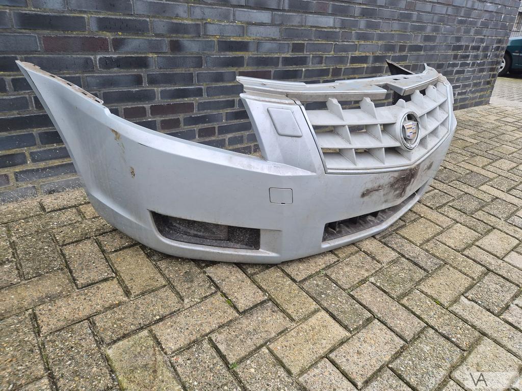Cadillac BLS 2006 - 2010 voorbumper met sproeiers COMPLEET, Auto-onderdelen, Cadillac, Gebruikt, -, Voor