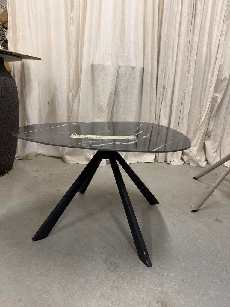 Nieuwe keramieke zwart marmer salon tafel, Huis en Inrichting, Tafels | Salontafels, Ophalen, 50 tot 100 cm, Rond, Zo goed als nieuw
