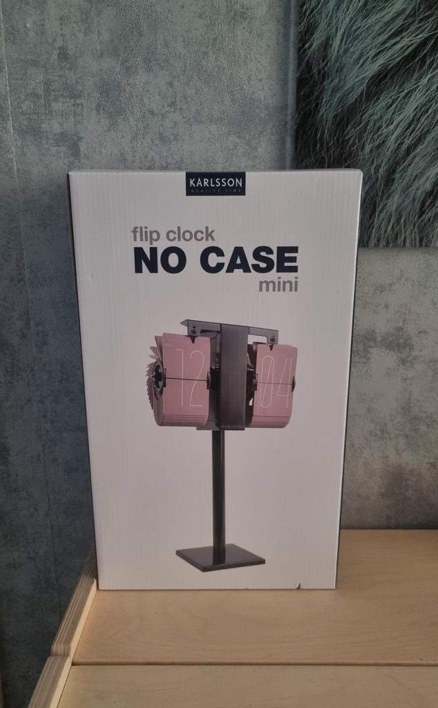 Karlsson Flip Clock No Case Mini Roze Tafelklok/Wandklok, Huis en Inrichting, Woonaccessoires | Klokken, Nieuw, Wandklok, Ophalen of Verzenden