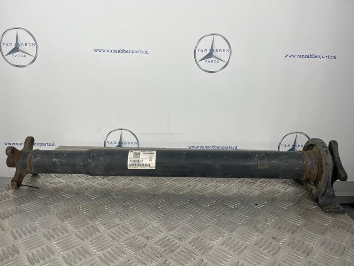 Tussenas van een Mercedes Sprinter, Auto-onderdelen, Remmen en Aandrijving, Mercedes-Benz, Gebruikt, 3 maanden garantie