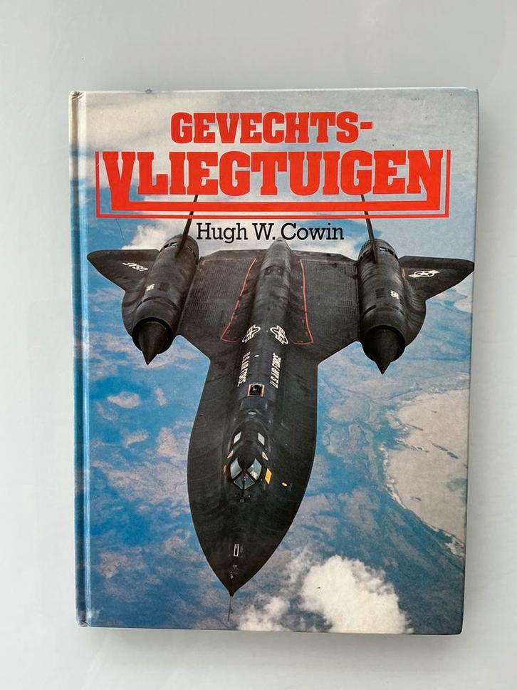Gevechtsvliegtuigen. Hugh W.Cowin, Boeken, Geschiedenis | Wereld, Zo goed als nieuw, Overige gebieden, 20e eeuw of later, Ophalen of Verzenden