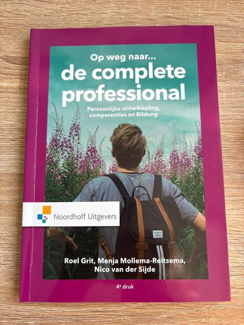 De Complete Professional - Roel Grit, Nico van der Slijde, Boeken, Studieboeken en Cursussen, Zo goed als nieuw, HBO, Gamma, Ophalen of Verzenden